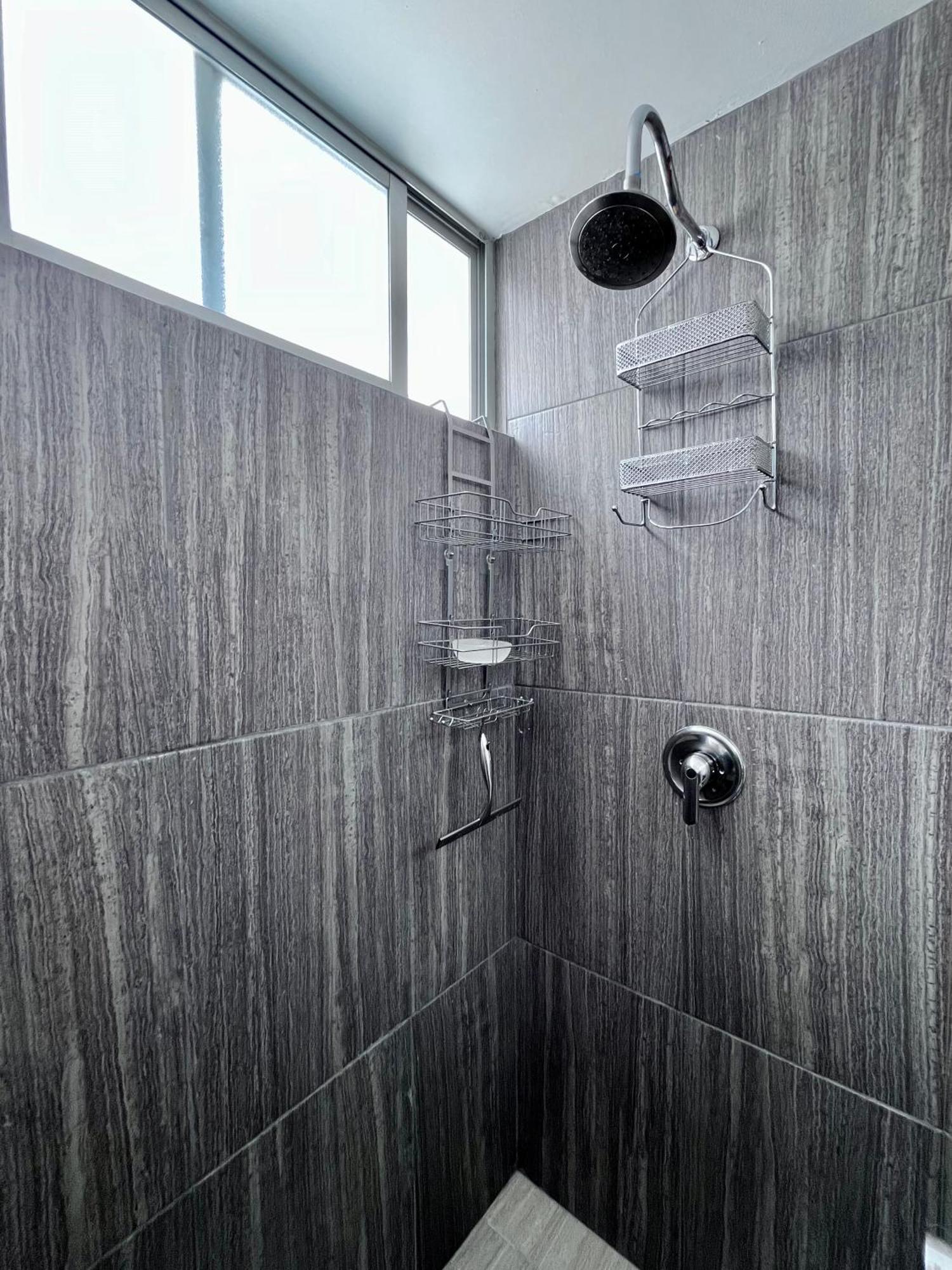 Apartamento V803 - 3bdr - 2bth *